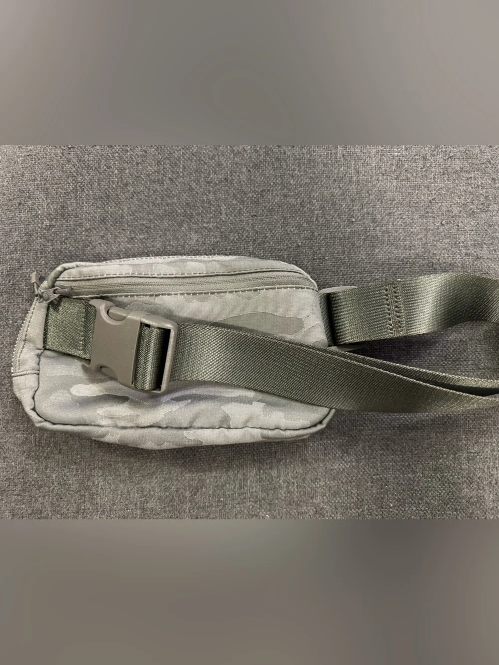 Lululemon Athletica Everywhere Belt Bag OG Strap Heritage Grey Camo White Opal